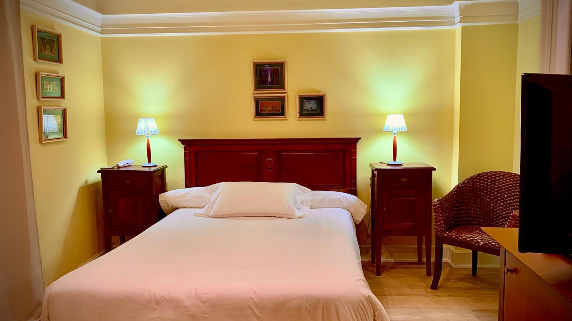 Economy Double Room,1559636134:JPEG